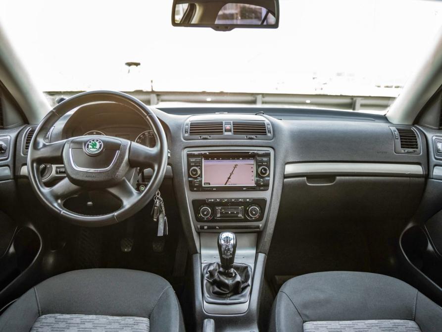 Skoda Octavia II (A5) Рестайлинг Волгоград  - изображение 13