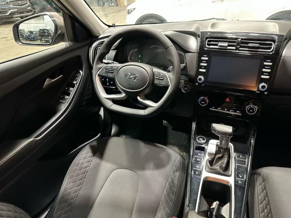 Hyundai Creta II с пробегом 2022 года, цена 2 165 000 рублей, 60005 км, внедорожник, Автокод Объявления
