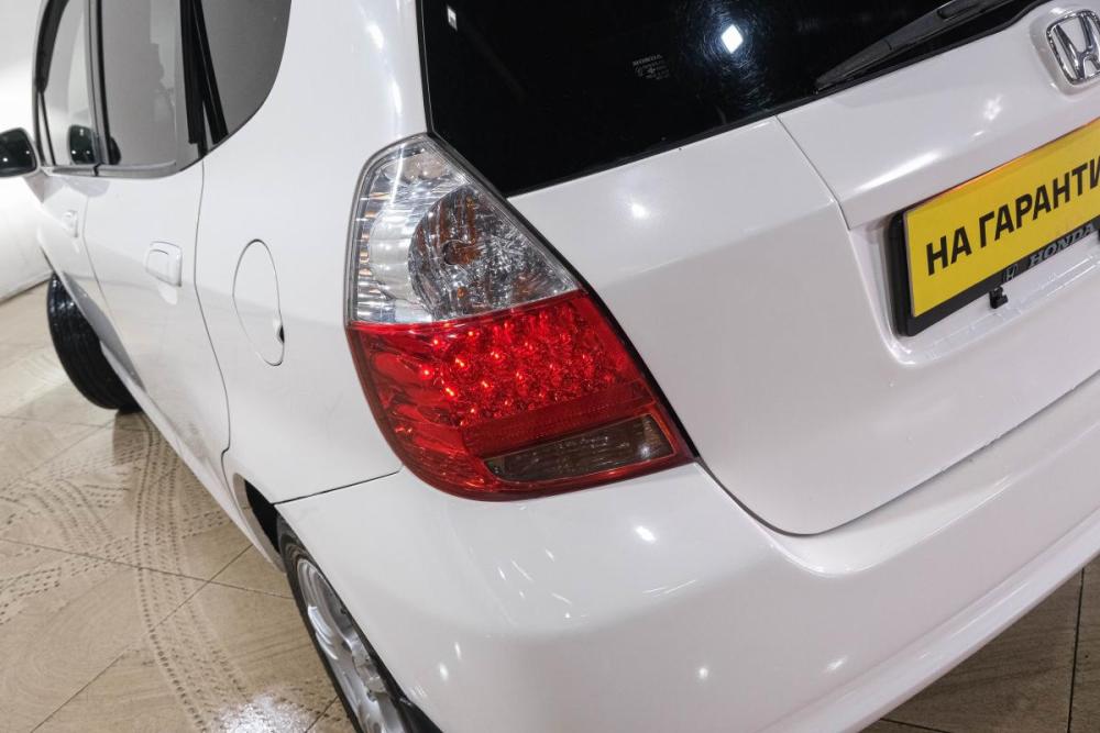 Honda Fit I Новокузнецк  - изображение 10