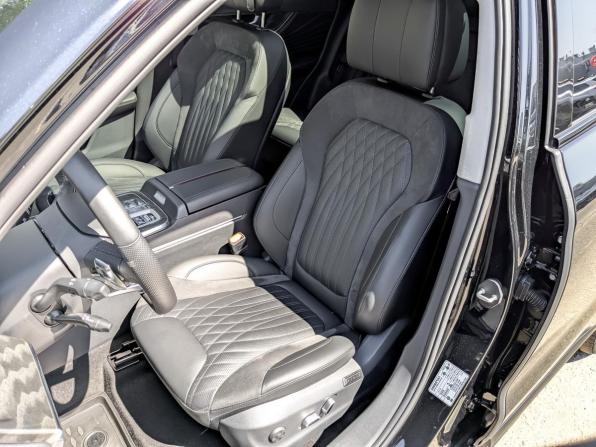 Hongqi HS5 I Рестайлинг с пробегом 2023 года, цена 3 200 000 рублей, 12309 км, внедорожник, Автокод Объявления