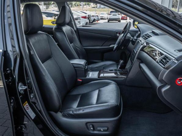 Toyota Camry VII (XV50) Рестайлинг с пробегом 2015 года, цена 2 484 000 рублей, 205323 км, седан, Автокод Объявления