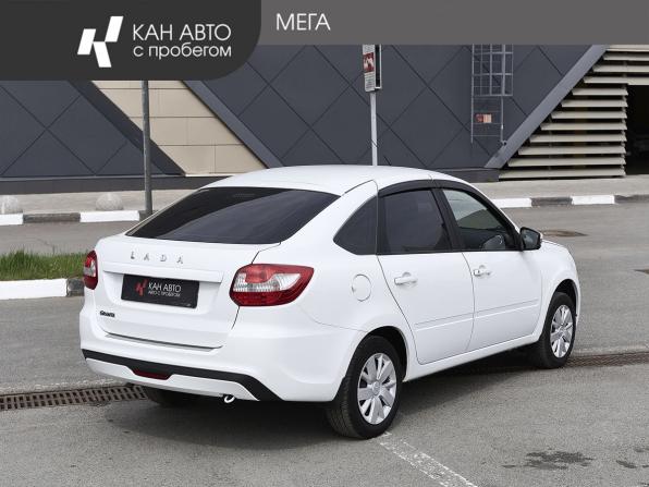Lada (ВАЗ) Granta I Рестайлинг с пробегом 2022 года, цена 823 700 рублей, 45923 км, лифтбек, Автокод Объявления