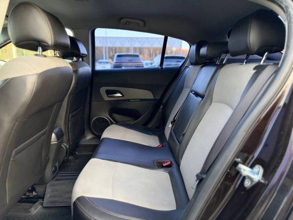 Chevrolet Cruze I Рестайлинг с пробегом 2013 года, цена 660 000 рублей, 234308 км, хэтчбек, Автокод Объявления