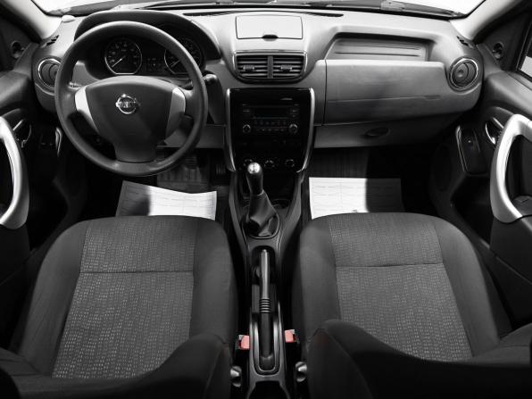 Nissan Terrano III (D10) с пробегом 2015 года, цена 1 200 000 рублей, 49466 км, внедорожник, Автокод Объявления
