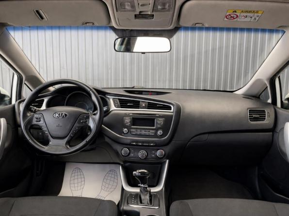 Kia Ceed II Рестайлинг с пробегом 2017 года, цена 1 227 000 рублей, 174863 км, хэтчбек, Автокод Объявления