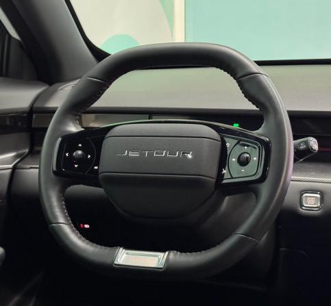 JETOUR DASHING I с пробегом 2024 года, цена 1 898 000 рублей, 42017 км, внедорожник, Автокод Объявления