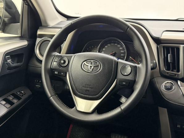 Toyota RAV4 IV (XA40) с пробегом 2014 года, цена 1 999 000 рублей, 186731 км, внедорожник, Автокод Объявления