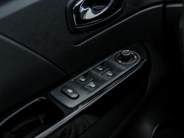 Renault Kaptur I с пробегом 2017 года, цена 1 425 000 рублей, 109797 км, внедорожник, Автокод Объявления