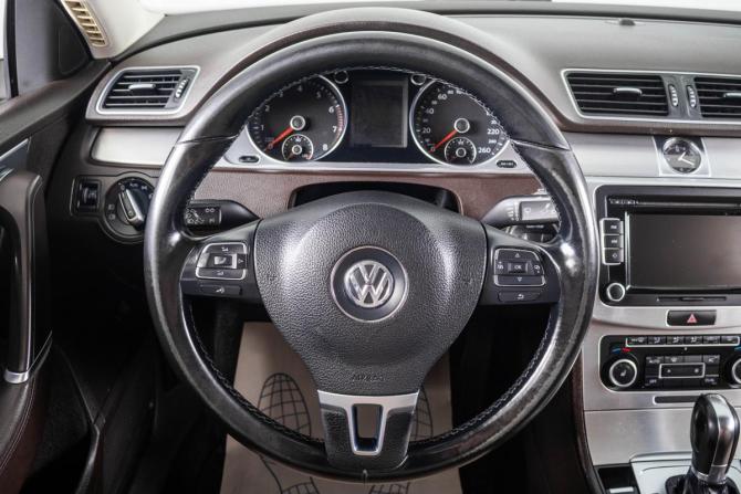 Volkswagen Passat B7 с пробегом 2011 года, цена 959 000 рублей, 202000 км, седан, Автокод Объявления
