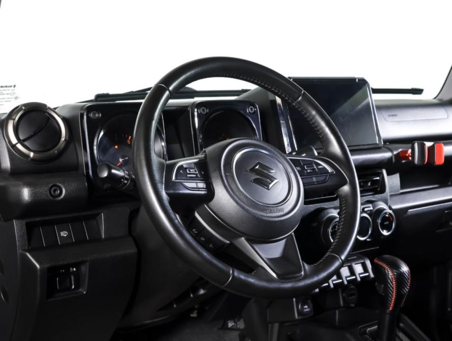 Suzuki Jimny IV Москва  - изображение 14