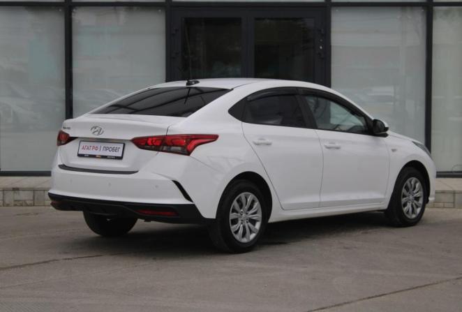 Hyundai Solaris II Рестайлинг с пробегом 2021 года, цена 1 660 000 рублей, 84642 км, седан, Автокод Объявления