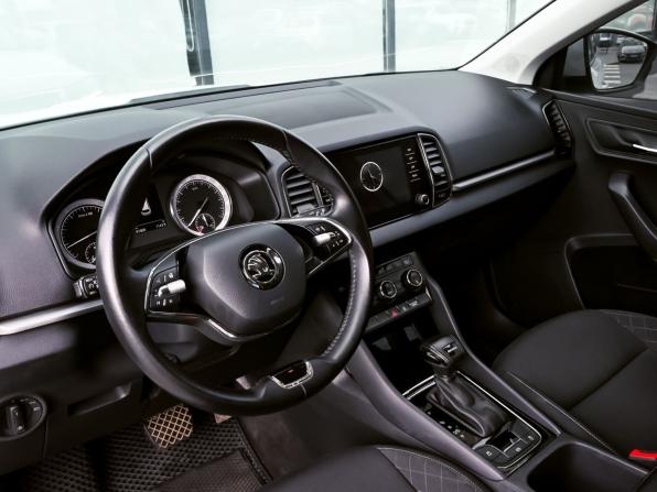 Skoda Karoq I с пробегом 2021 года, цена 2 399 000 рублей, 91606 км, внедорожник, Автокод Объявления