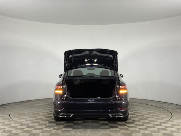 Volkswagen Jetta VII с пробегом 2021 года, цена 2 440 000 рублей, 92139 км, седан, Автокод Объявления