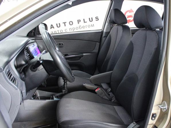 Kia Rio II Рестайлинг с пробегом 2010 года, цена 499 000 рублей, 201784 км, хэтчбек, Автокод Объявления
