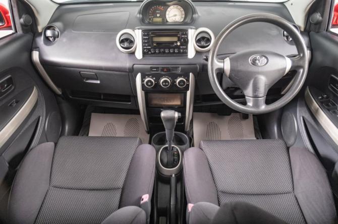 Toyota Ist I с пробегом 2004 года, цена 499 000 рублей, 162000 км, хэтчбек, Автокод Объявления