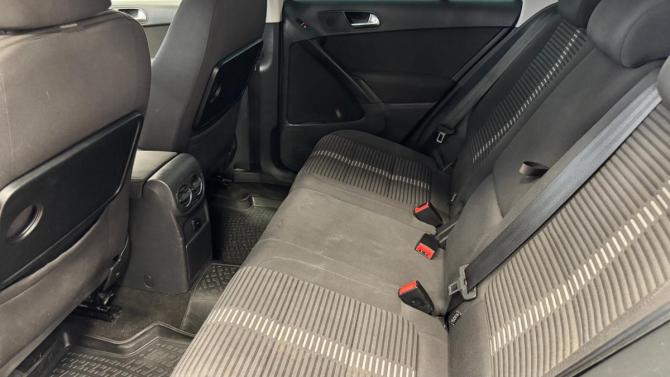 Volkswagen Tiguan I Рестайлинг с пробегом 2011 года, цена 870 000 рублей, 268576 км, внедорожник, Автокод Объявления