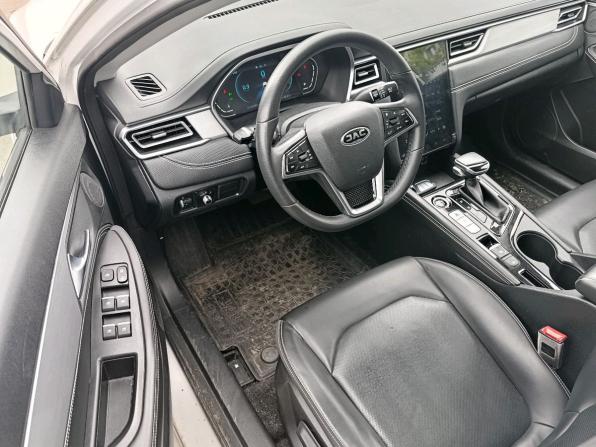 JAC J7 I с пробегом 2023 года, цена 1 099 000 рублей, 41000 км, лифтбек, Автокод Объявления