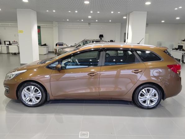 Kia Ceed II Рестайлинг с пробегом 2016 года, цена 850 000 рублей, 173683 км, универсал, Автокод Объявления