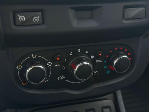 Renault Duster I Рестайлинг с пробегом 2016 года, цена 1 059 000 рублей, 121601 км, внедорожник, Автокод Объявления