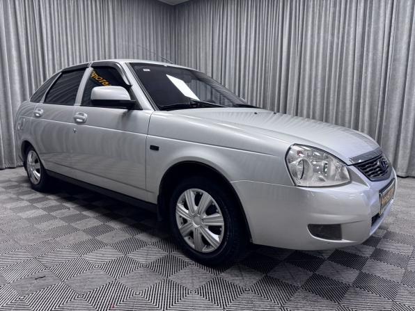 Lada (ВАЗ) Priora I с пробегом 2010 года, цена 334 000 рублей, 224413 км, хэтчбек, Автокод Объявления