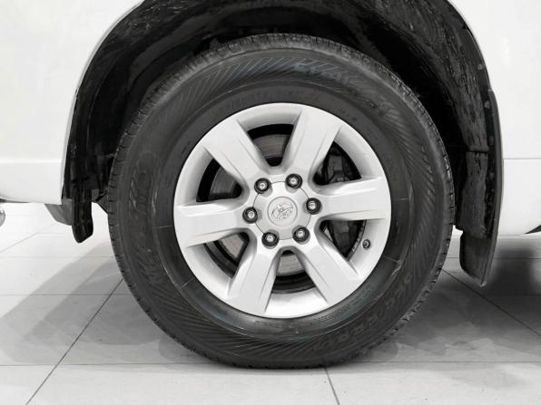 Toyota Land Cruiser Prado 150 Series Рестайлинг 1 с пробегом 2014 года, цена 2 850 000 рублей, 218884 км, внедорожник, Автокод Объявления
