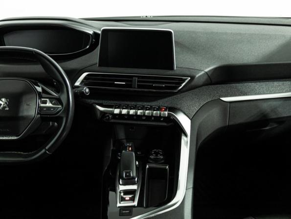 Peugeot 3008 II с пробегом 2018 года, цена 1 999 777 рублей, 59698 км, внедорожник, Автокод Объявления