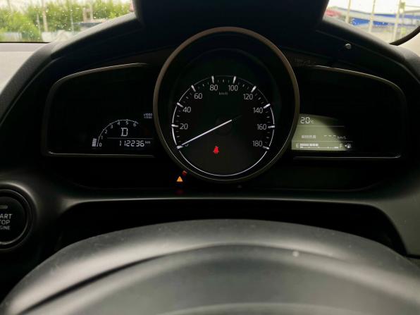 Mazda 2 III (DJ) Рестайлинг с пробегом 2020 года, цена 1 350 000 рублей, 112236 км, хэтчбек, Автокод Объявления