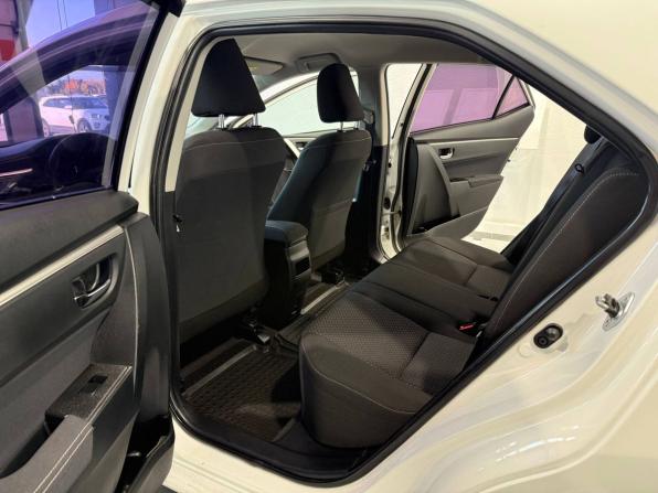 Toyota Corolla XI (E160 E170 E180) с пробегом 2013 года, цена 890 000 рублей, 224166 км, седан, Автокод Объявления