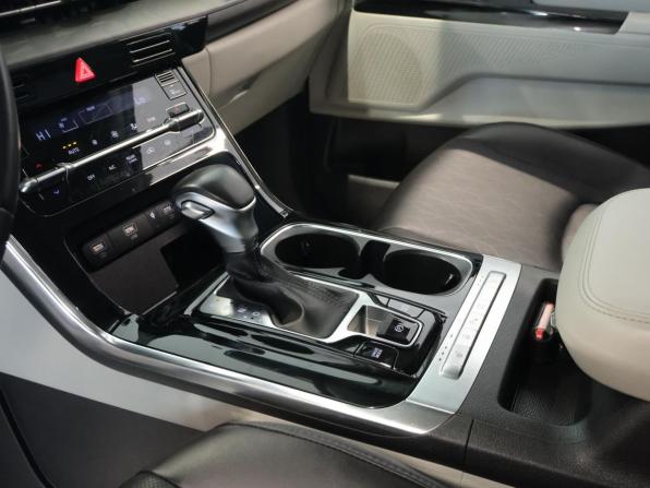 Kia Carnival IV с пробегом 2021 года, цена 3 720 000 рублей, 78000 км, минивэн, Автокод Объявления