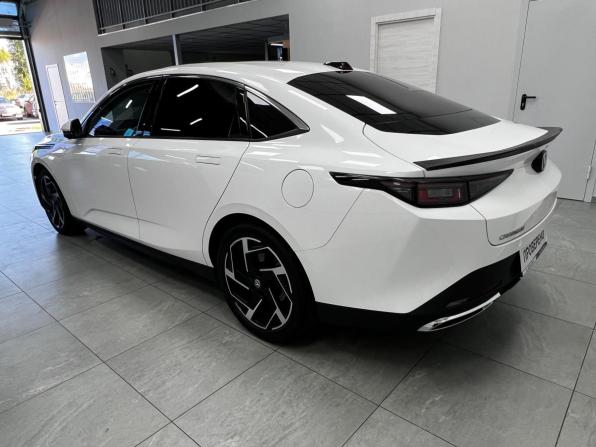 Changan Lamore с пробегом 2023 года, цена 1 999 000 рублей, 38200 км, седан, Автокод Объявления