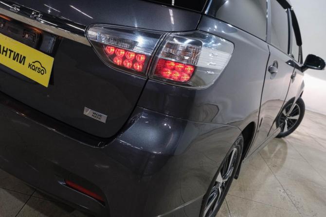 Toyota Wish II Рестайлинг с пробегом 2014 года, цена 1 699 000 рублей, 84000 км, минивэн, Автокод Объявления