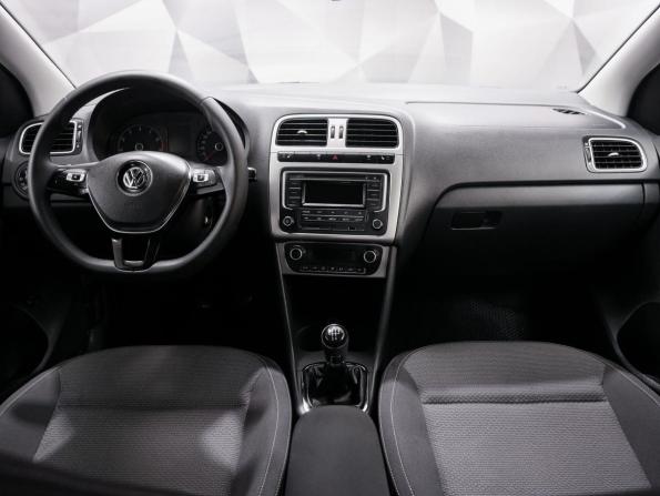 Volkswagen Polo V Рестайлинг с пробегом 2016 года, цена 970 000 рублей, 165112 км, седан, Автокод Объявления