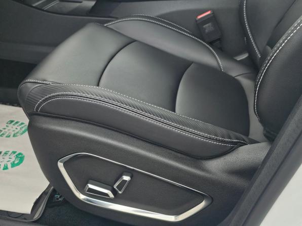 Geely Atlas Pro с пробегом 2022 года, цена 1 955 995 рублей, 47085 км, внедорожник, Автокод Объявления