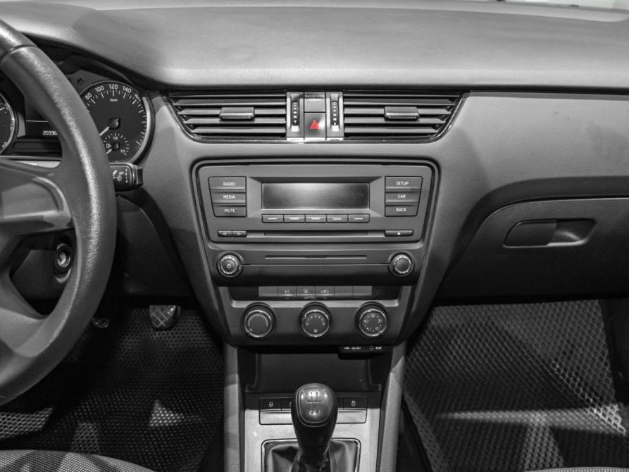 Skoda Octavia III (A7) Екатеринбург  - изображение 18