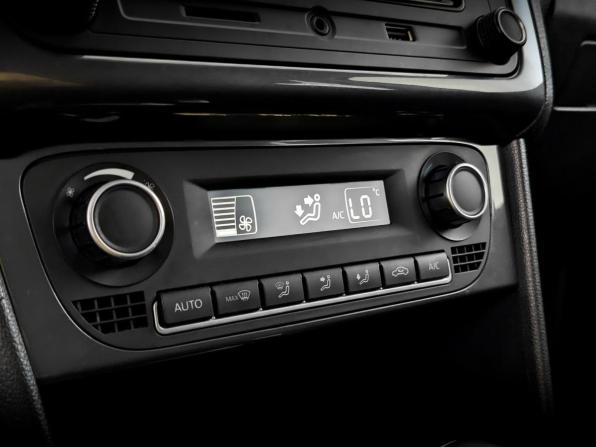 Volkswagen Polo V Рестайлинг с пробегом 2018 года, цена 1 170 000 рублей, 129355 км, седан, Автокод Объявления