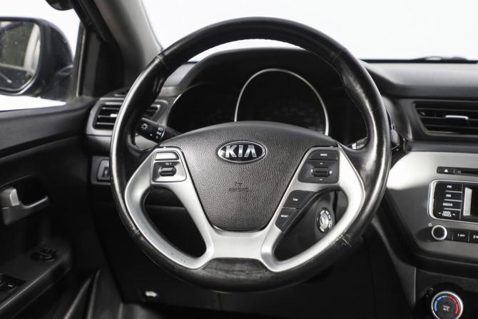 Kia Rio III Рестайлинг с пробегом 2016 года, цена 1 149 000 рублей, 136000 км, седан, Автокод Объявления