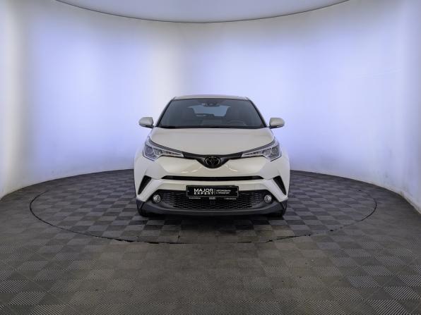Toyota C-HR I Рестайлинг с пробегом 2021 года, цена 2 895 000 рублей, 47653 км, внедорожник, Автокод Объявления