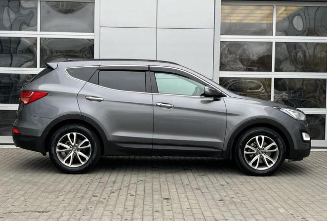 Hyundai Santa Fe III с пробегом 2013 года, цена 1 780 000 рублей, 237834 км, внедорожник, Автокод Объявления