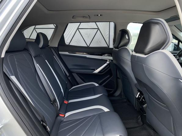 Geely Atlas II с пробегом 2024 года, цена 2 799 000 рублей, 24349 км, внедорожник, Автокод Объявления