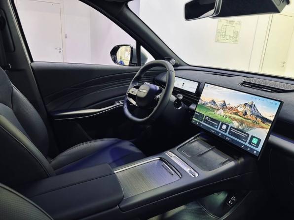 Новый Omoda C7 2026 года, цена 3 499 000 рублей, внедорожник, Автокод Объявления
