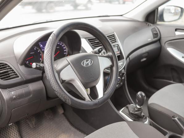 Hyundai Solaris I с пробегом 2012 года, цена 749 000 рублей, 141673 км, седан, Автокод Объявления