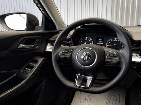 MG 5 I Рестайлинг с пробегом 2021 года, цена 1 597 000 рублей, 33741 км, седан, Автокод Объявления
