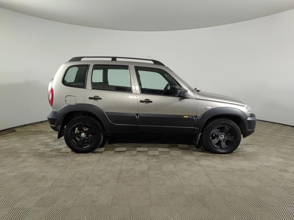 Chevrolet Niva I Рестайлинг с пробегом 2016 года, цена 710 000 рублей, 128116 км, внедорожник, Автокод Объявления