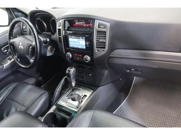 Mitsubishi Pajero IV Рестайлинг 2 с пробегом 2014 года, цена 2 460 000 рублей, 240000 км, внедорожник, Автокод Объявления