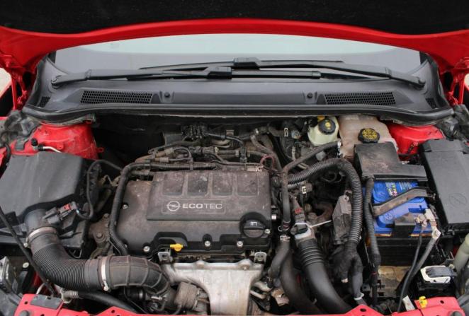 Opel Astra J Рестайлинг с пробегом 2011 года, цена 799 000 рублей, 210300 км, хэтчбек, Автокод Объявления