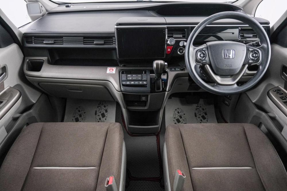 Honda Stepwgn V Рестайлинг Красноярск  - изображение 11