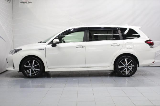 Toyota Corolla XI (E160 E170) Рестайлинг 2 с пробегом 2018 года, цена 1 429 000 рублей, 158000 км, универсал, Автокод Объявления