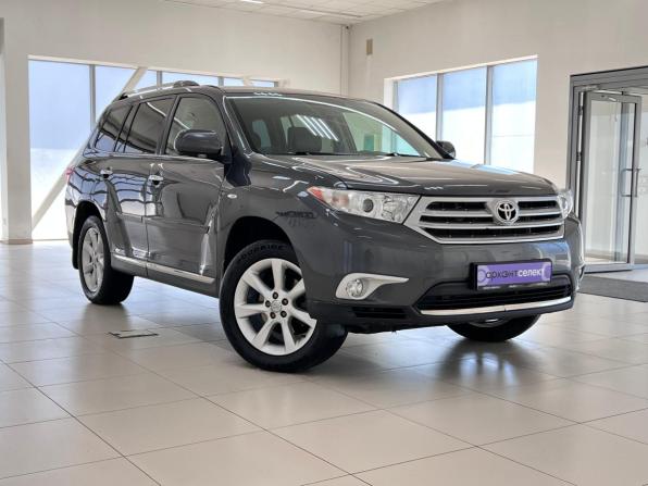Toyota Highlander II (XU40) Рестайлинг с пробегом 2010 года, цена 2 190 000 рублей, 102444 км, внедорожник, Автокод Объявления