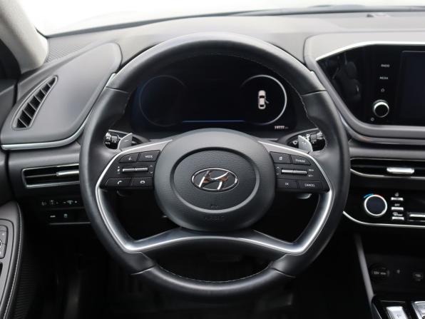 Hyundai Sonata VIII (DN8) с пробегом 2023 года, цена 3 100 000 рублей, 19800 км, седан, Автокод Объявления