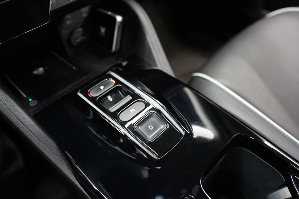 Honda e:NS1 Крым  - изображение 16